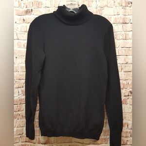 GAP XS Black Turtleneck Sweater